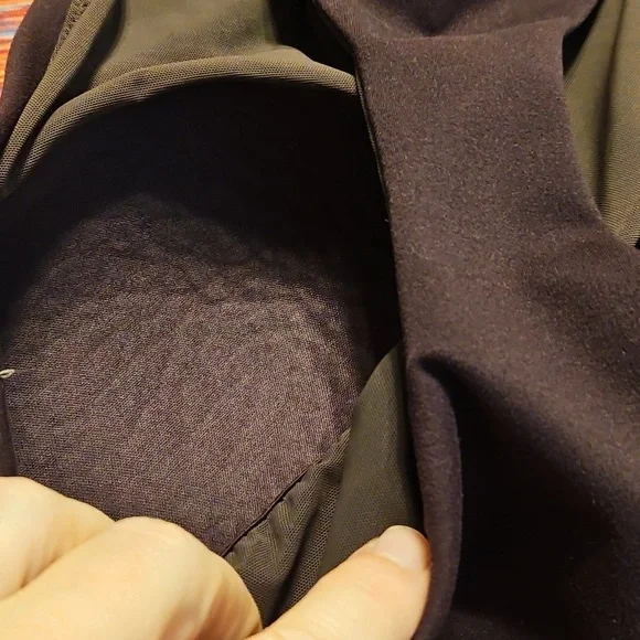 Uniqlo Chocolate Brown Racerback Crop Sports Bra - Picture 6 of 9